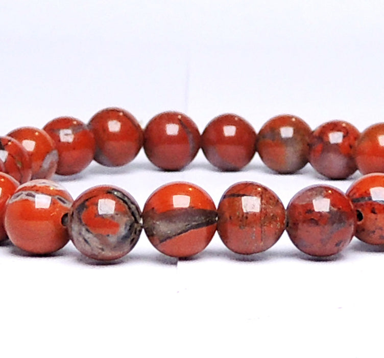 SATYAMANI Natural Energized Red Jasper diamond cut Oval Reiki Healing and Crystal Healing Stones Bracelet (8 mm Bead)