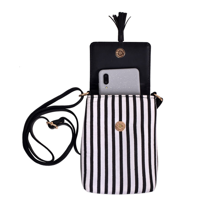 Style Bite White & Black Mobile Sling Pouch