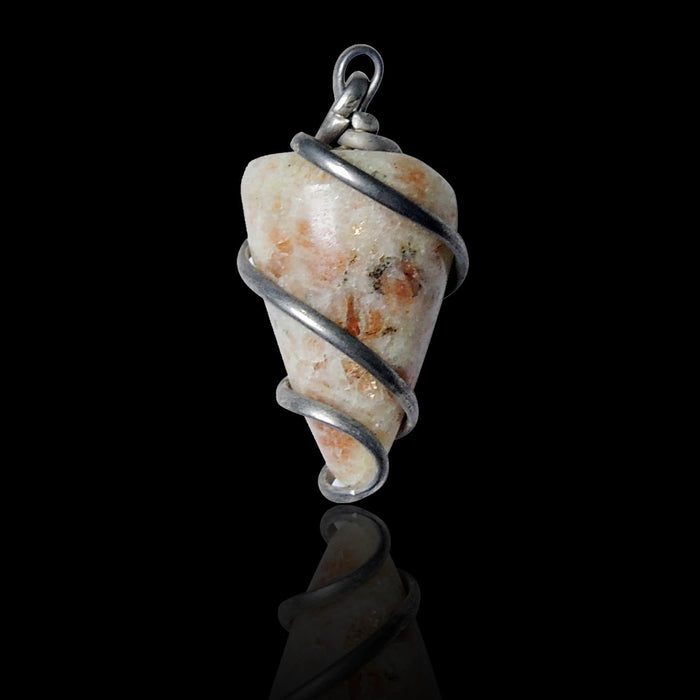 SATYAMANI Natural Energized Sunstone Wire Wrapped Energy Pendant for Protection and Harmony For Unisex Color- Red (Pack of 1 Pc.)