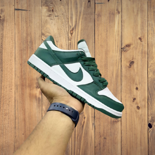 Nike SB Dunk Varsity Green Shoes